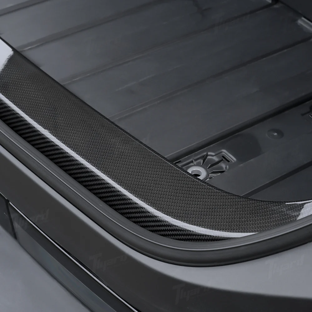 Real Carbon Fiber Frunk Still Overlay for 2024+ Tesla Cybertruck Premium Front Trunk Sill Protector | Tlyard - Image 4